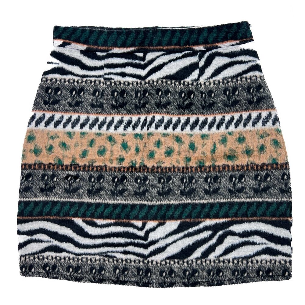 Dune35 Animal Print Zebra Leopard Faux Fur / Fleece Mini‎ Skort Size M - NWOT